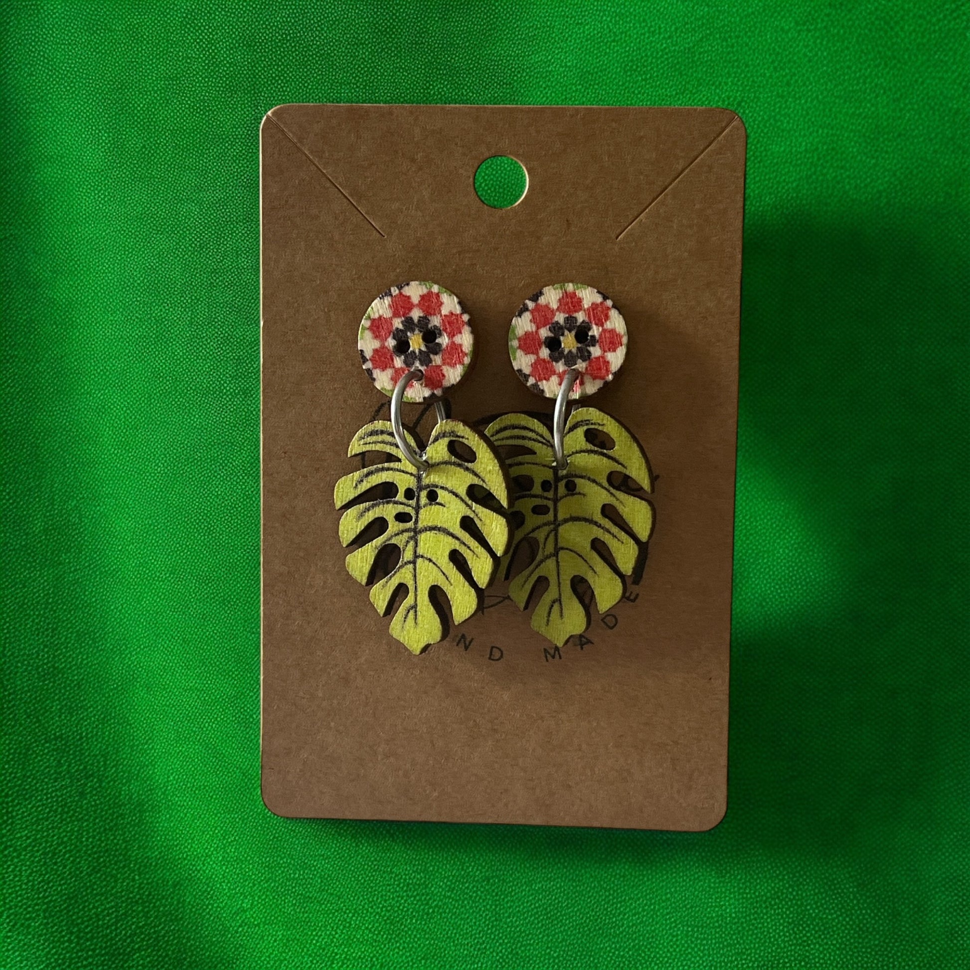 Earrings painted Wood Leaves and flowers - Träsmycken Hantverk- Bessie design handmade/ / Wooden jewelry
