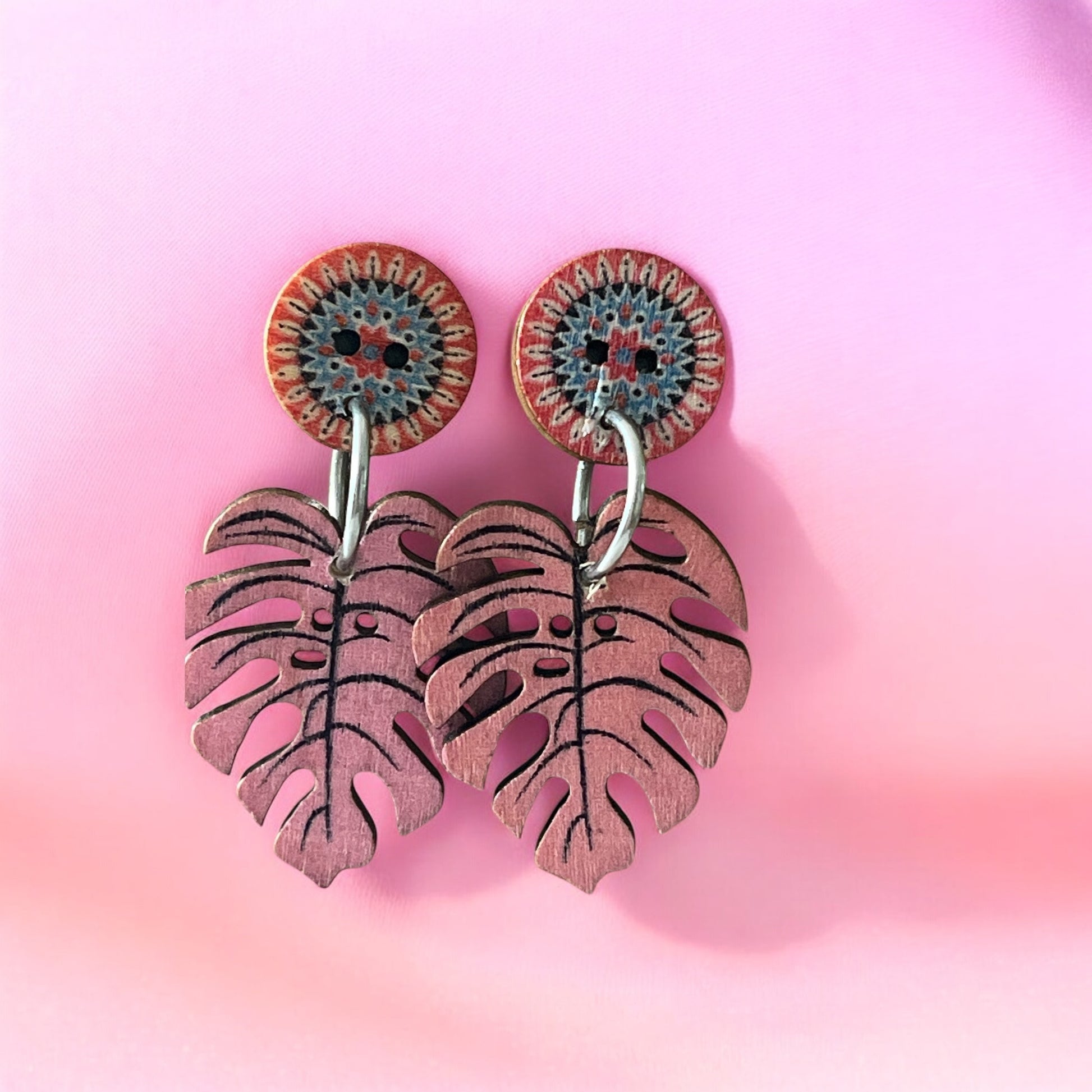 Earrings painted Wood Leaves and flowers - Träsmycken Hantverk- Bessie design handmade/ / Wooden jewelry