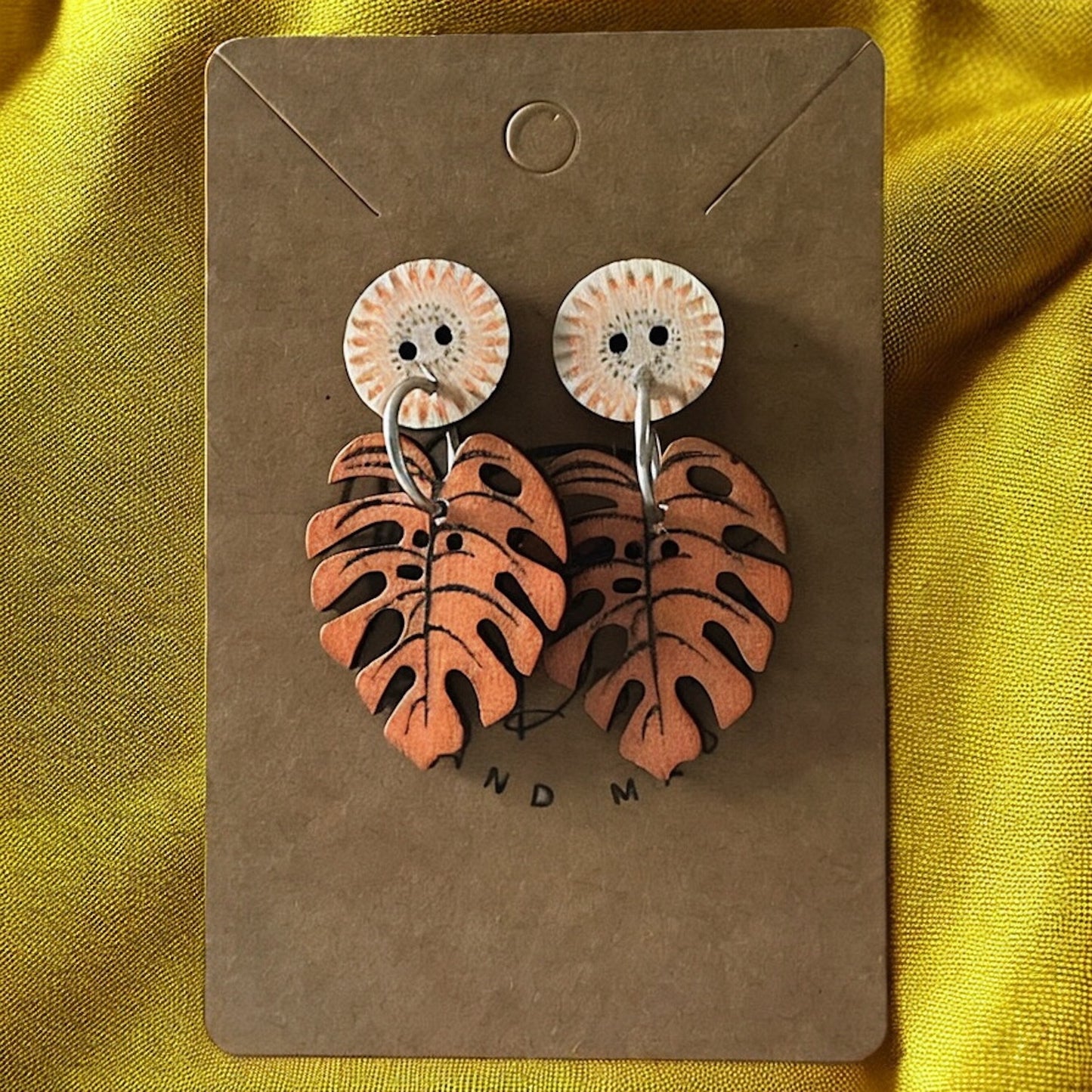 Earrings painted Wood Leaves and flowers - Träsmycken Hantverk- Bessie design handmade/ / Wooden jewelry
