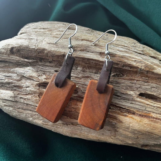 Träsmycken /Handmade Wood Earrings