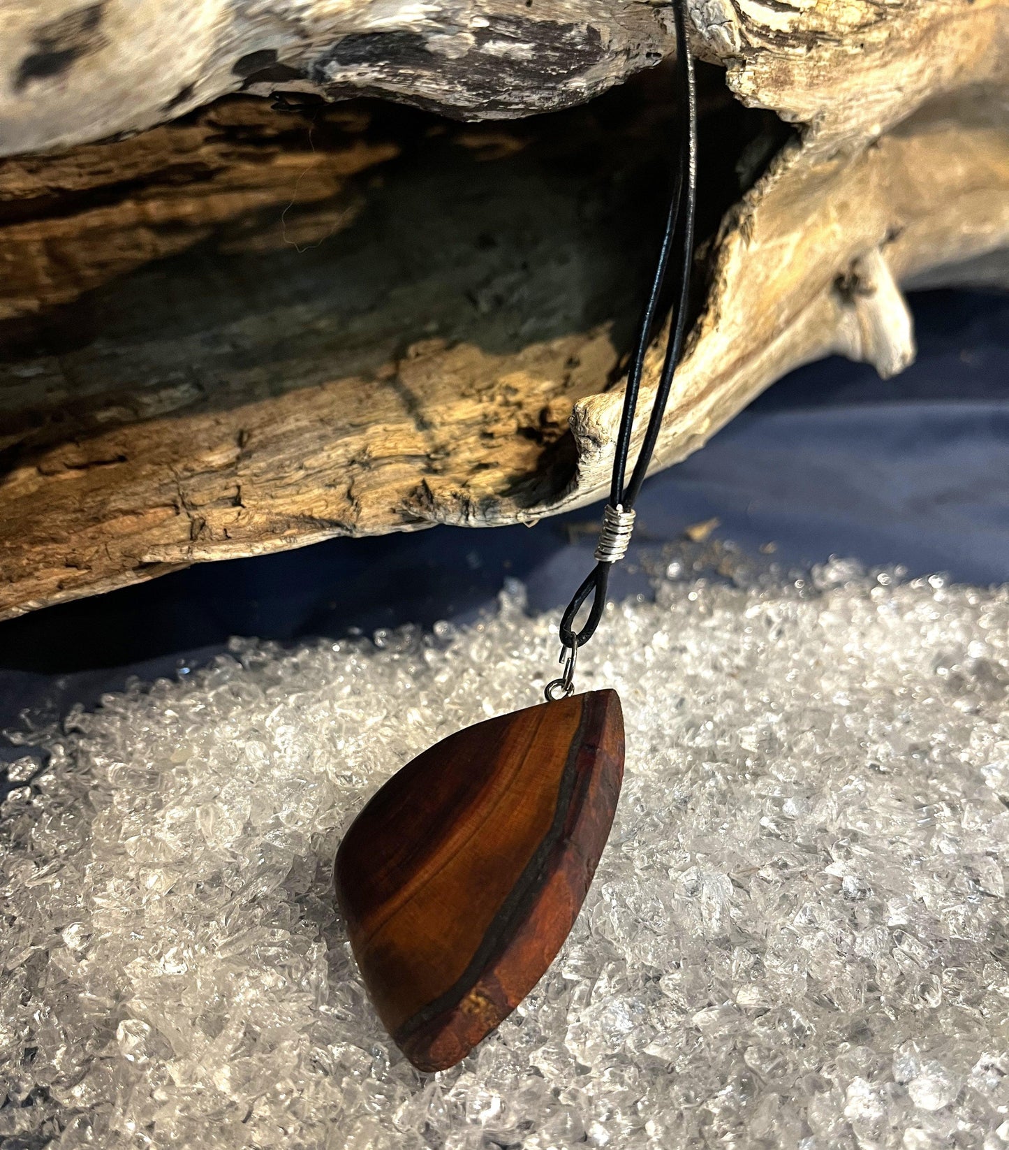 Träsmycken /Handmade Wood necklace