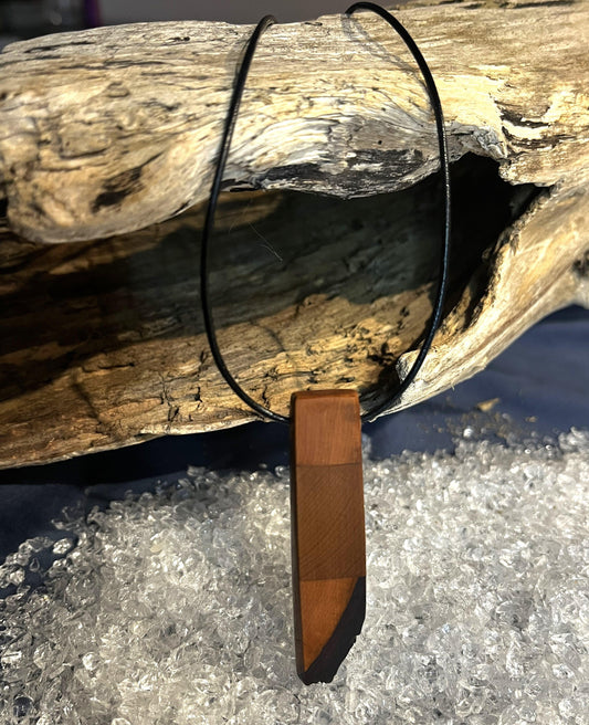 Träsmycken /Handmade Wood necklace